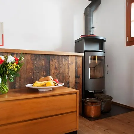 Apartment Denkmalgeschuetzter Spycher Total Renoviert