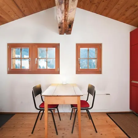 Denkmalgeschuetzter Spycher Total Renoviert Διαμέρισμα Goms