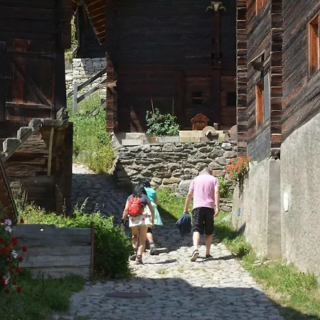 Denkmalgeschuetzter Spycher Total Renoviert *